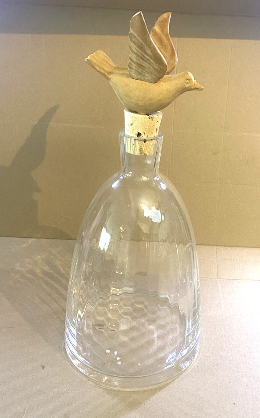 Striated Handblown Glass Decanter Carafe Wooden Bird Stopper 14"T Barware 64 oz.